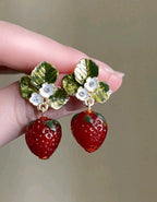 SWEET STRAWBERRIES